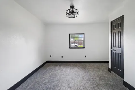 30 Crestbriar Court Baytown TX 77521