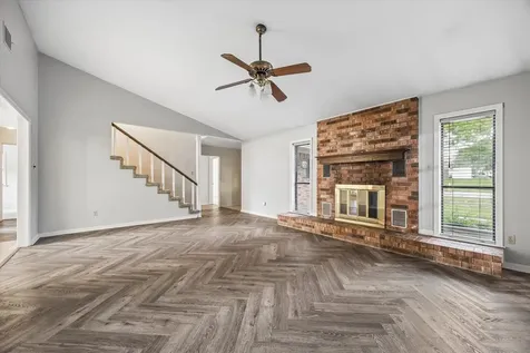103 Bluebonnet Drive Bellville TX 77418