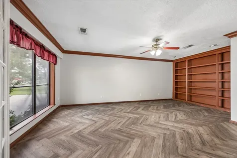 103 Bluebonnet Drive Bellville TX 77418