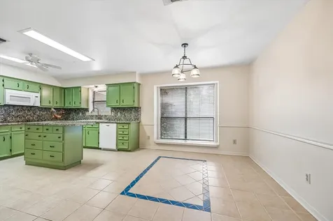 103 Bluebonnet Drive Bellville TX 77418
