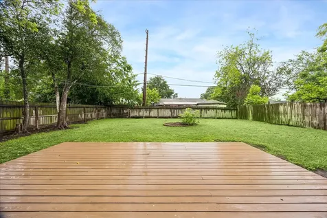 5850 Southminster Drive Houston TX 77035