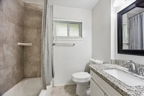 5850 Southminster Drive Houston TX 77035