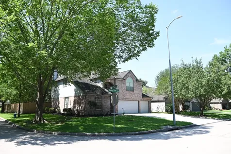 1622 Sandy Park Drive Kingwood TX 77339