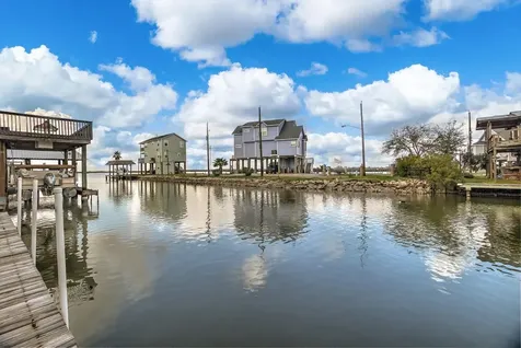 114 Bayou Vista Drive Hitchcock TX 77563