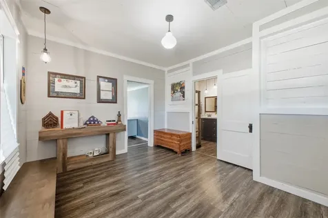1903 Tigerpoint Road Brenham TX 77833