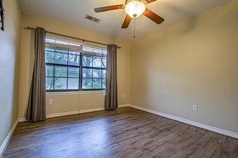 169 Pecan Cove Livingston TX 77351
