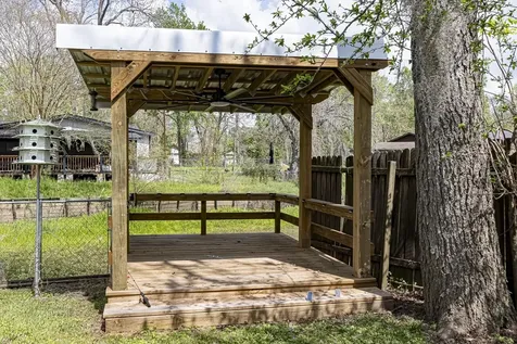 169 Pecan Cove Livingston TX 77351