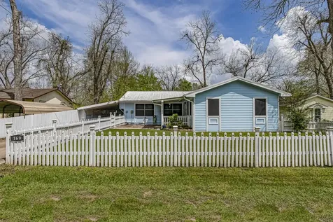 169 Pecan Cove Livingston TX 77351