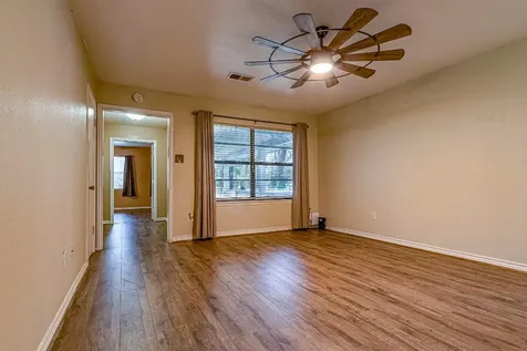 169 Pecan Cove Livingston TX 77351