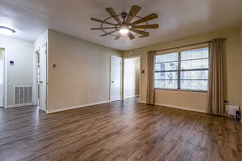 169 Pecan Cove Livingston TX 77351