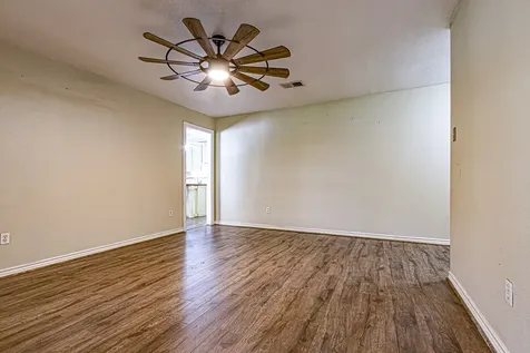 169 Pecan Cove Livingston TX 77351