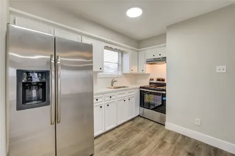 6603 1/2 Narcissus Street Houston TX 77087