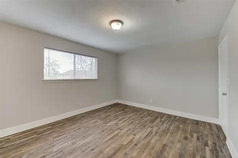 6603 1/2 Narcissus Street Houston TX 77087