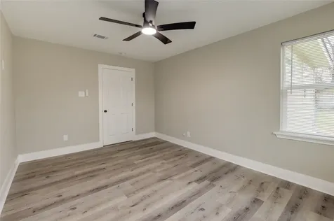 6603 1/2 Narcissus Street Houston TX 77087
