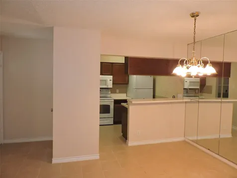 17401 Red Oak Drive 104 Houston TX 77090