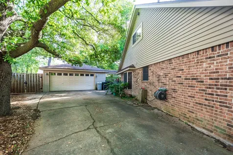 206 Mariner Court Crosby TX 77532