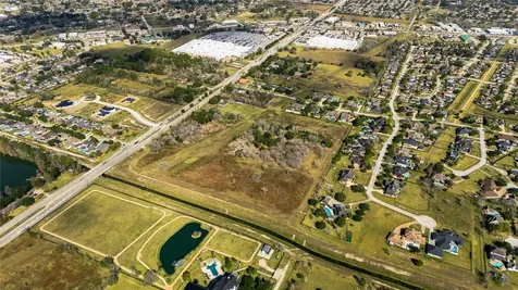 000 Dixie Farm Road Pearland TX 77581