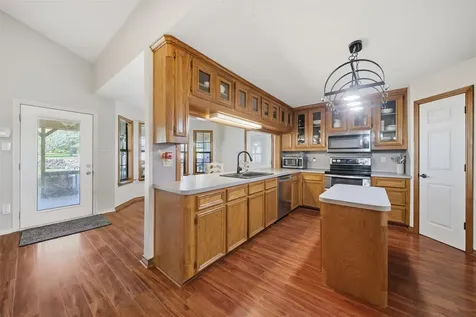 1152 Mcnutt Road Franklin TX 77856