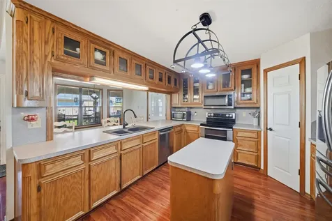 1152 Mcnutt Road Franklin TX 77856
