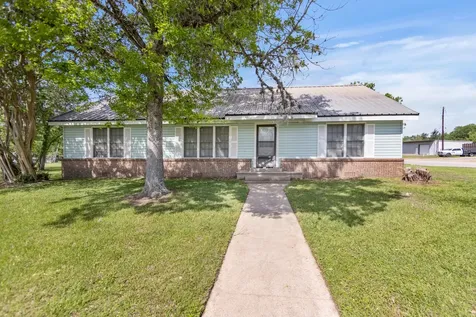 211 15th Street Hempstead TX 77445
