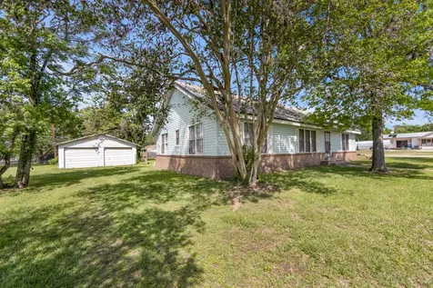 211 15th Street Hempstead TX 77445