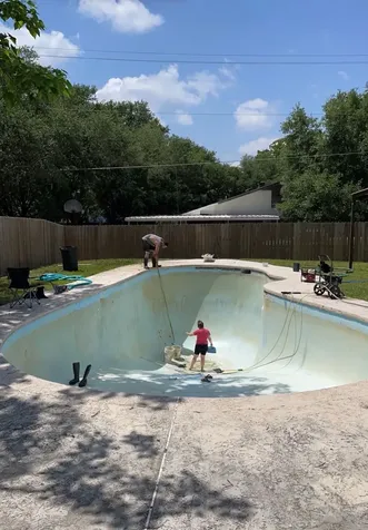 211 15th Street Hempstead TX 77445