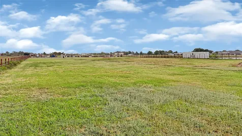 1813 County Road 610 Dayton TX 77535
