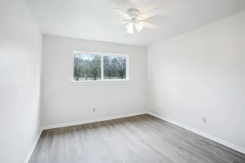 1602 Chestnut Ridge Road Kingwood TX 77339