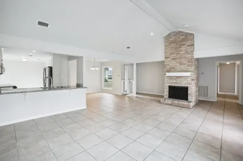 1602 Chestnut Ridge Road Kingwood TX 77339