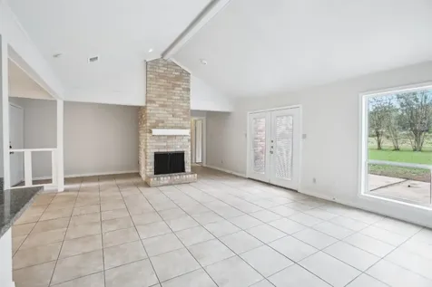 1602 Chestnut Ridge Road Kingwood TX 77339