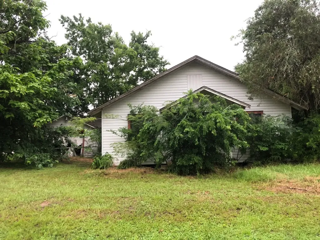 22078 Grimes Street Bedias TX 77831