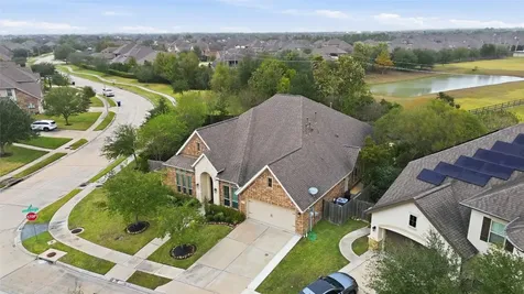 2501 Cedar Path Court Friendswood TX 77546