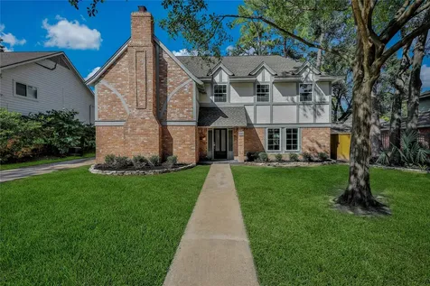 1026 Richelieu Lane Houston TX 77018