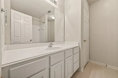 13915 Maleewan Lane Sugar Land TX 77498