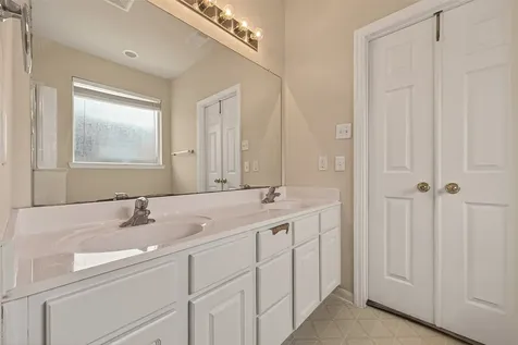 13915 Maleewan Lane Sugar Land TX 77498