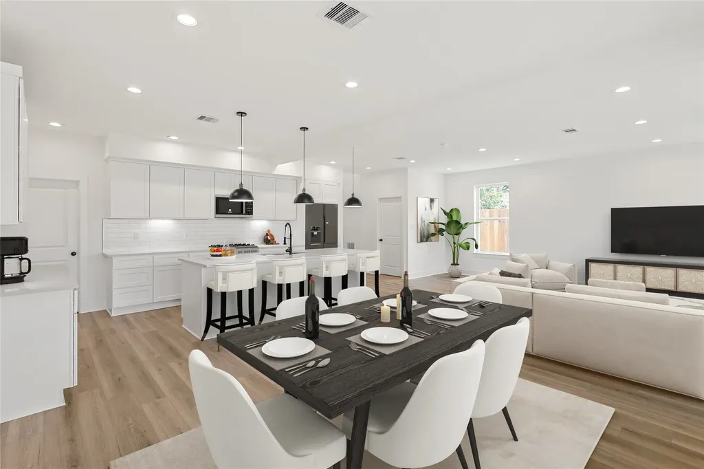 7411 Charlie Street Houston TX 77088