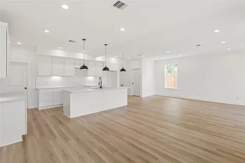 7411 Charlie Street Houston TX 77088