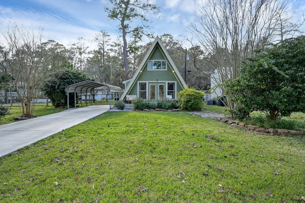 1500 W Pine Lake Circle Conroe TX 77316