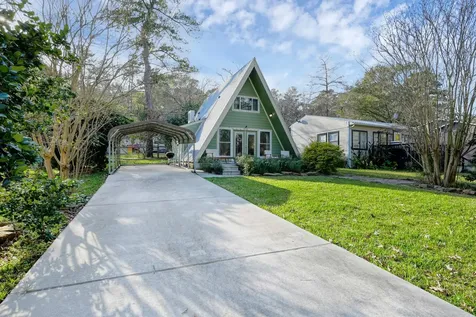 1500 W Pine Lake Circle Conroe TX 77316