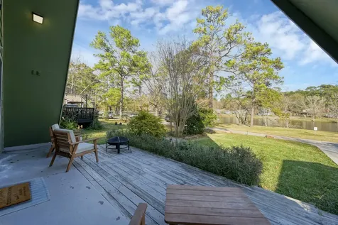 1500 W Pine Lake Circle Conroe TX 77316