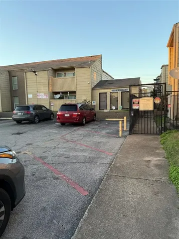 8100 Creekbend Drive 149 Houston TX 77071