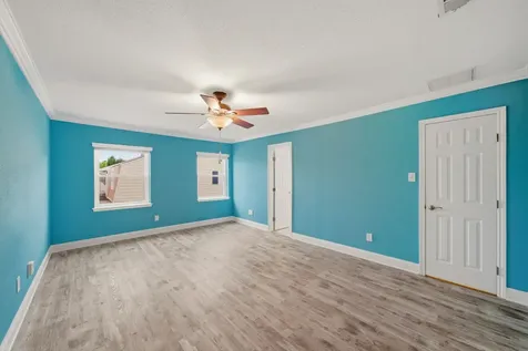6452 Burgoyne Road 100 Houston TX 77057