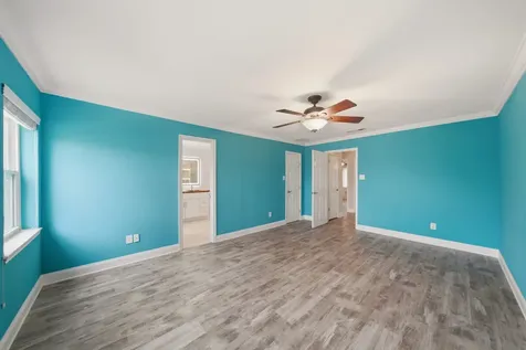 6452 Burgoyne Road 100 Houston TX 77057