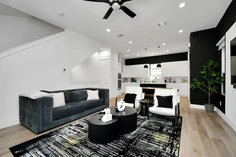 531 Schweikhardt Street Houston TX 77020