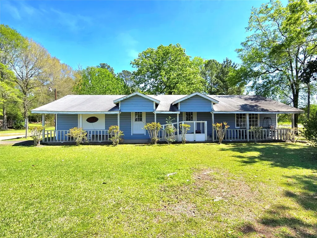 620 Easy Street Cleveland TX 77327