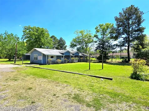 620 Easy Street Cleveland TX 77327