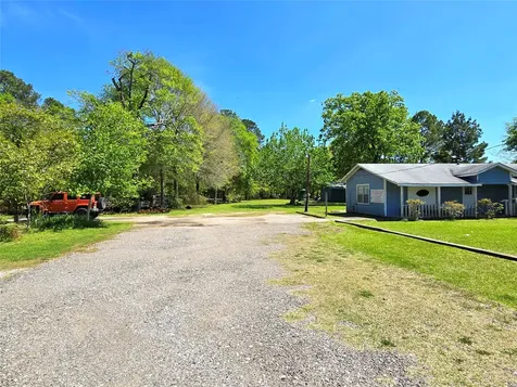 620 Easy Street Cleveland TX 77327