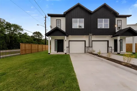 7117 Springdale Street B Houston TX 77028