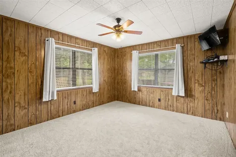 130 Elm Street Flatonia TX 78941