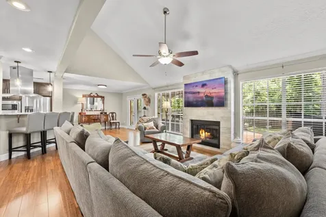 43 Hickory Oak Drive The Woodlands TX 77381